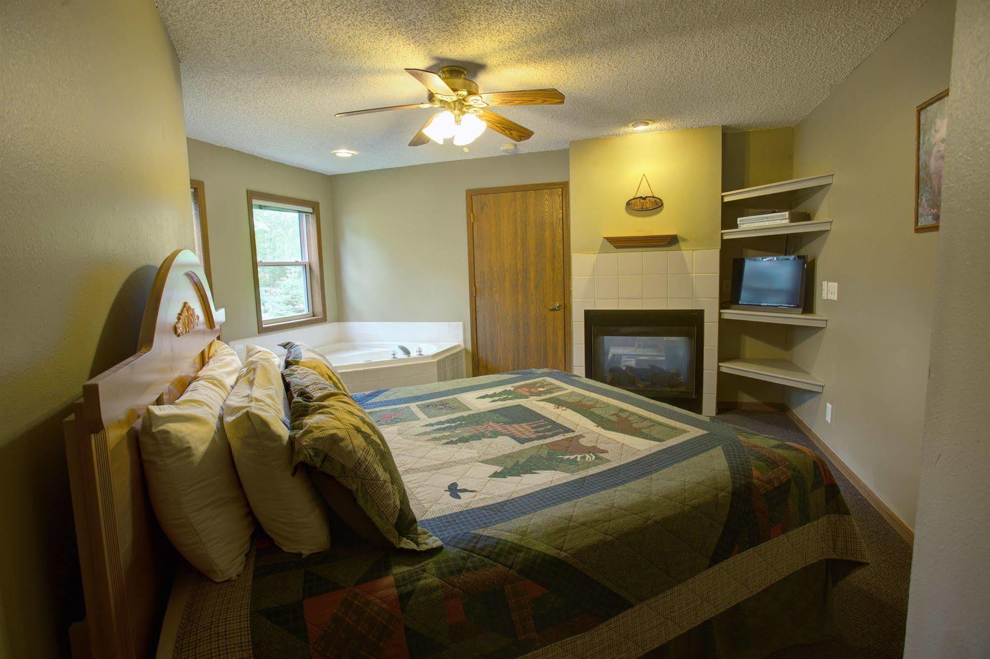 Villa Riverview Pines à Estes Park Extérieur photo